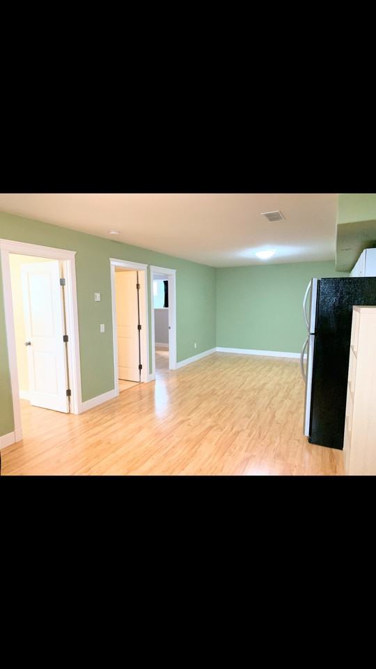 1024 Colony Street - Photo 2 of 7
