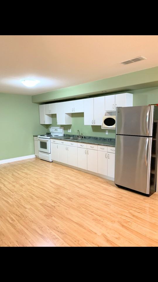 1024 Colony Street - Photo 3 of 7