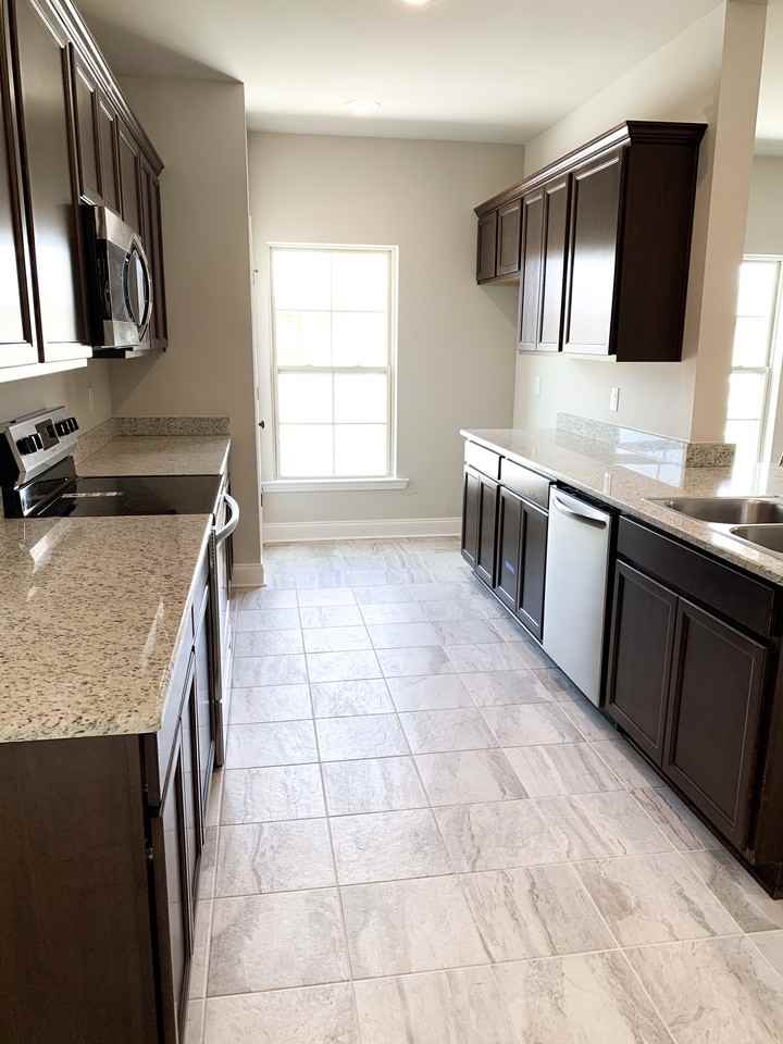 15045 Baylor Avenue - Photo 3 of 8