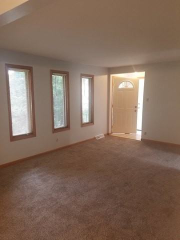 9918 S 81st Ave - Photo 3 of 6