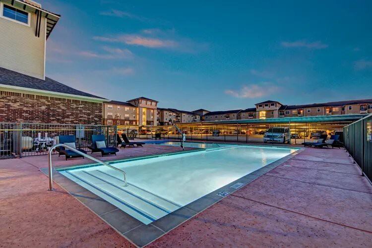 The Savannah at Gateway Apartments 401 Shiloh Rd, Plano, TX 75074