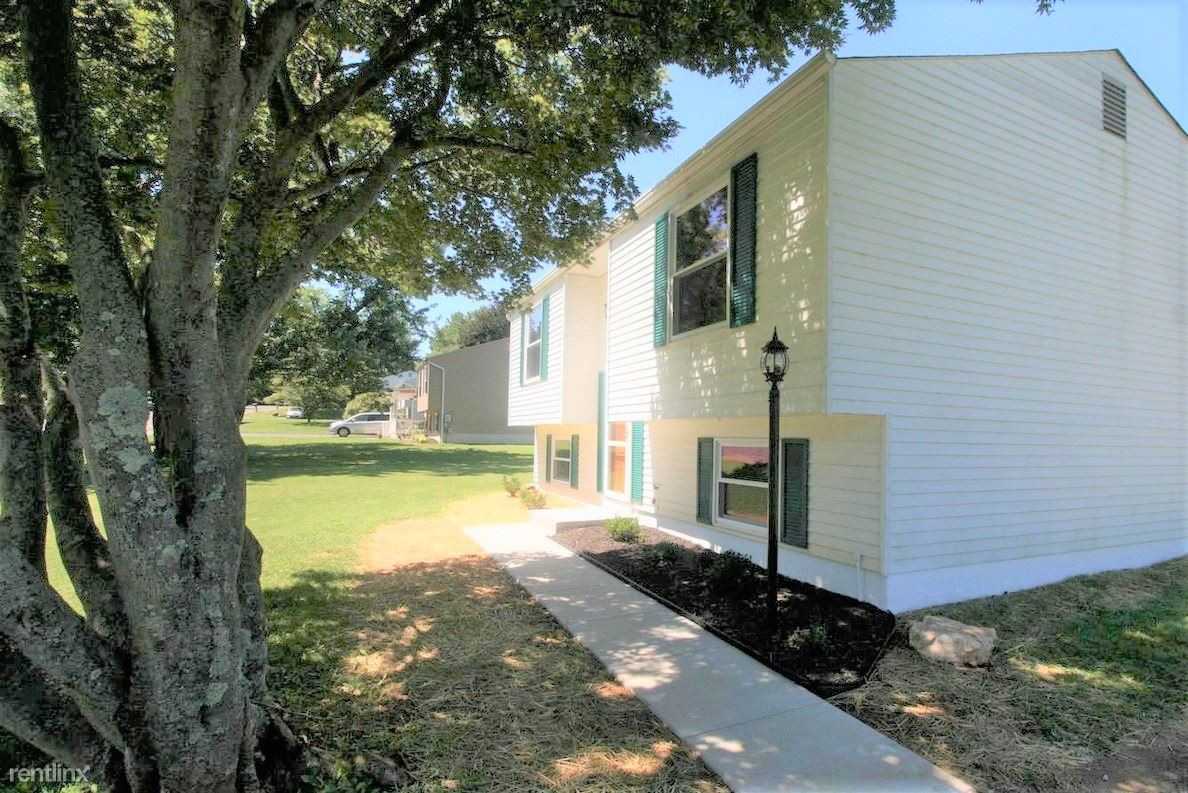 7024 Willow Tree Dr S - Photo 2 of 21