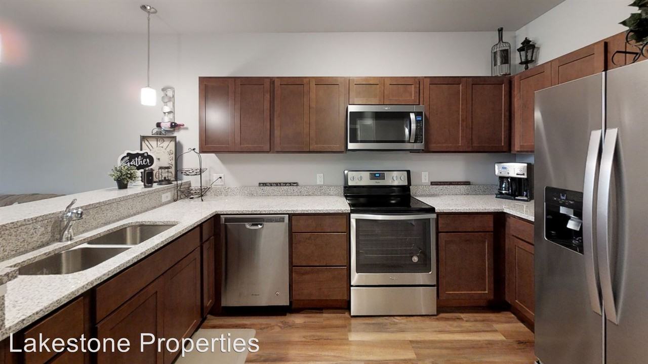 204 S. Brookwood Dr. - Photo 2 of 6