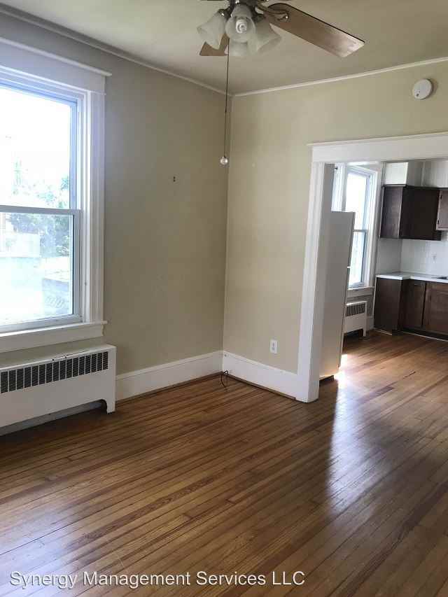 842 - 844 Summit Avenue - Photo 2 of 8