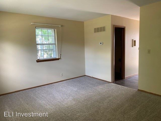 Grand Ave / Albert St - Photo 3 of 11