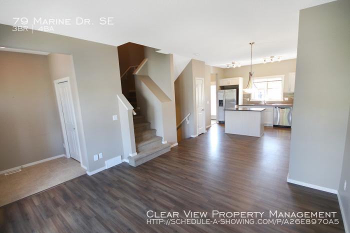 79 Marine Dr. Se - Photo 2 of 16