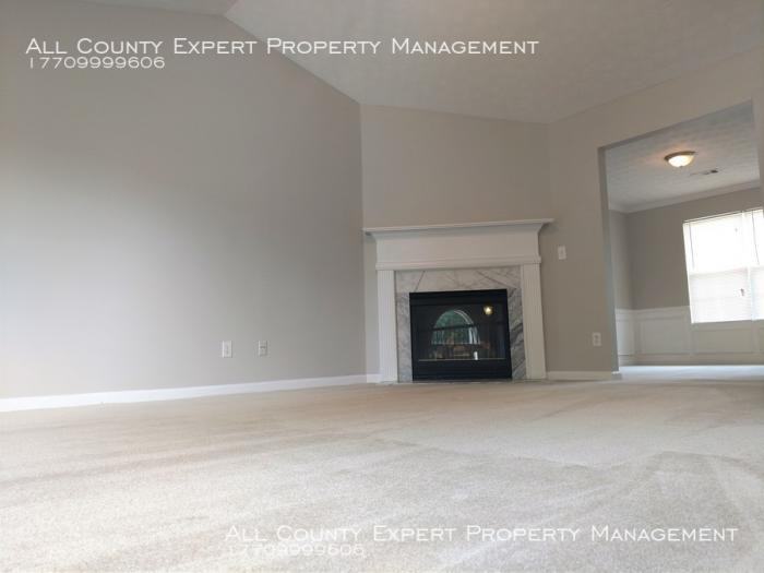 6389 Castle Court Way - Photo 3 of 18