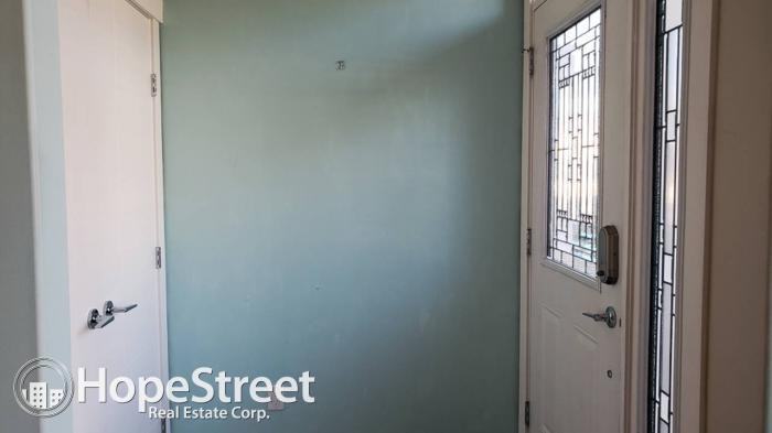 4515 Bowness Road Nw - Photo 3 of 26