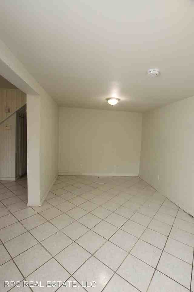 1151 Macarthur Drive - Photo 3 of 19