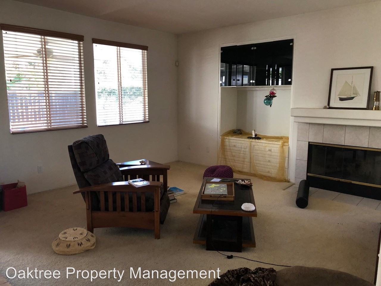 1235 Liada Way - Photo 2 of 7