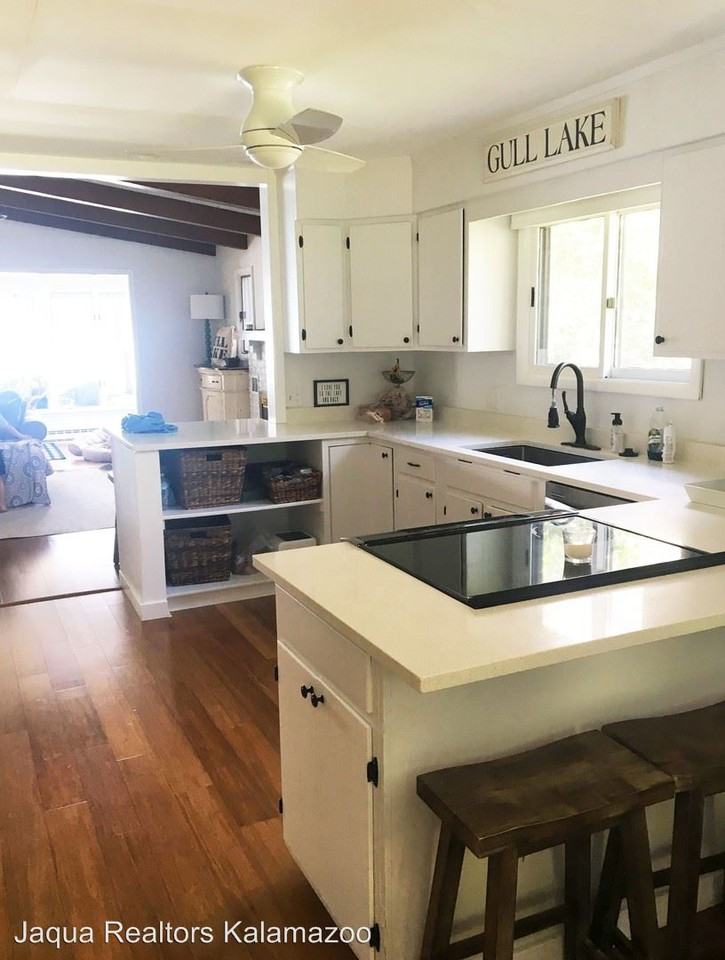 276 E. Gull Lake Drive - Photo 3 of 24