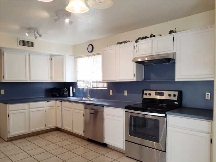 1138 N. Madrid Lane - Photo 2 of 12