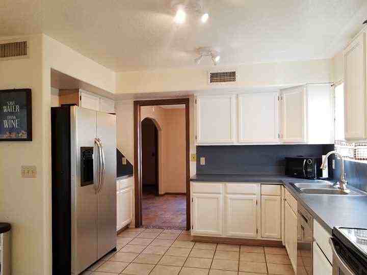 1138 N. Madrid Lane - Photo 3 of 12