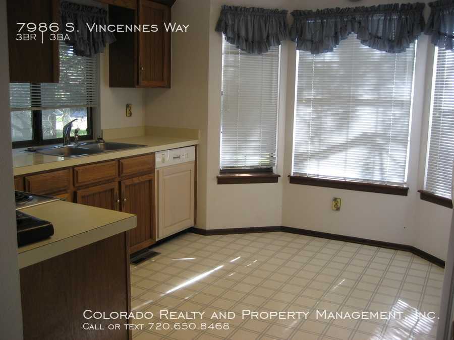 7986 S Vincennes Way - Photo 2 of 10