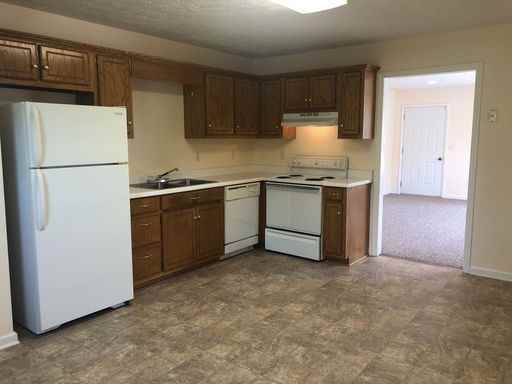 371 Walker Street - Photo 3 of 15
