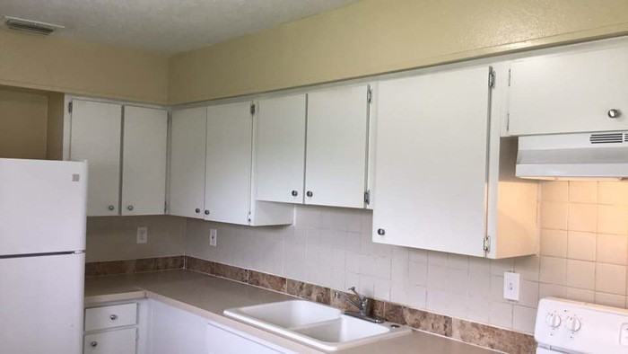 8511 Fish Lake Road - Photo 3 of 10