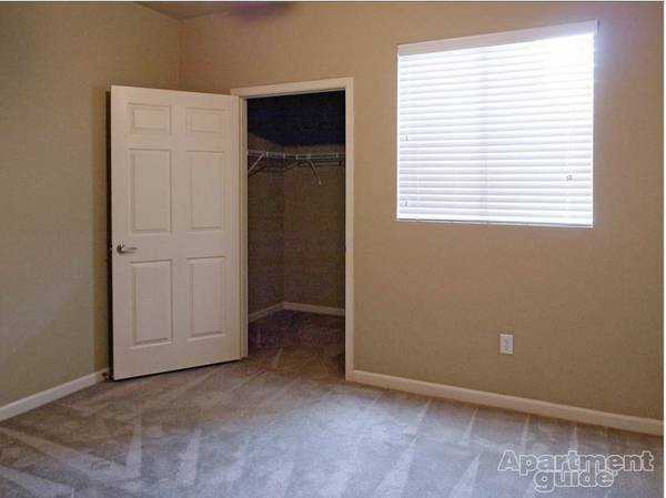 CASTELLINO AT LAGUNA WEST - Photo 2 of 15