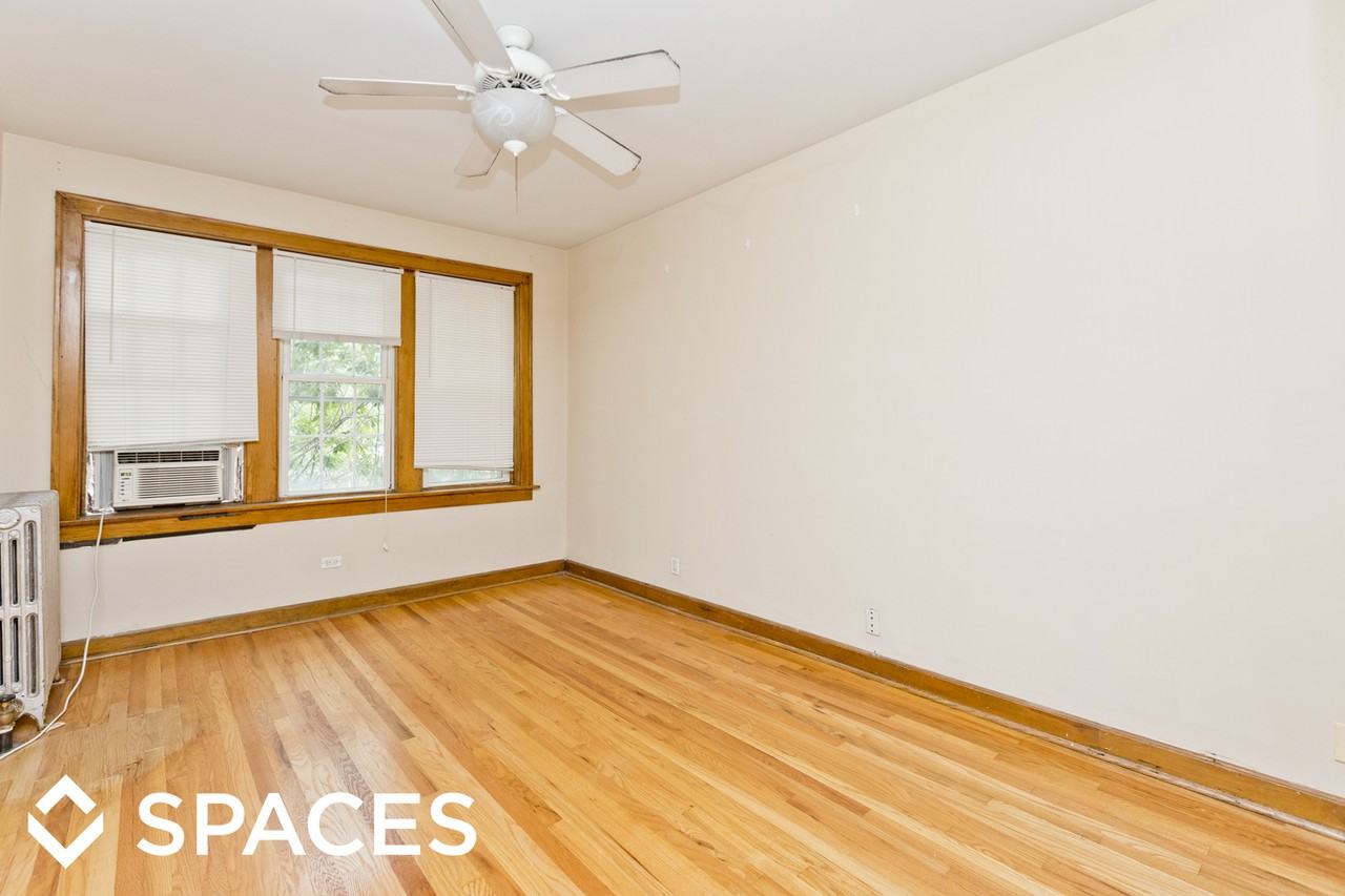 2244 N Halsted St - Photo 3 of 23