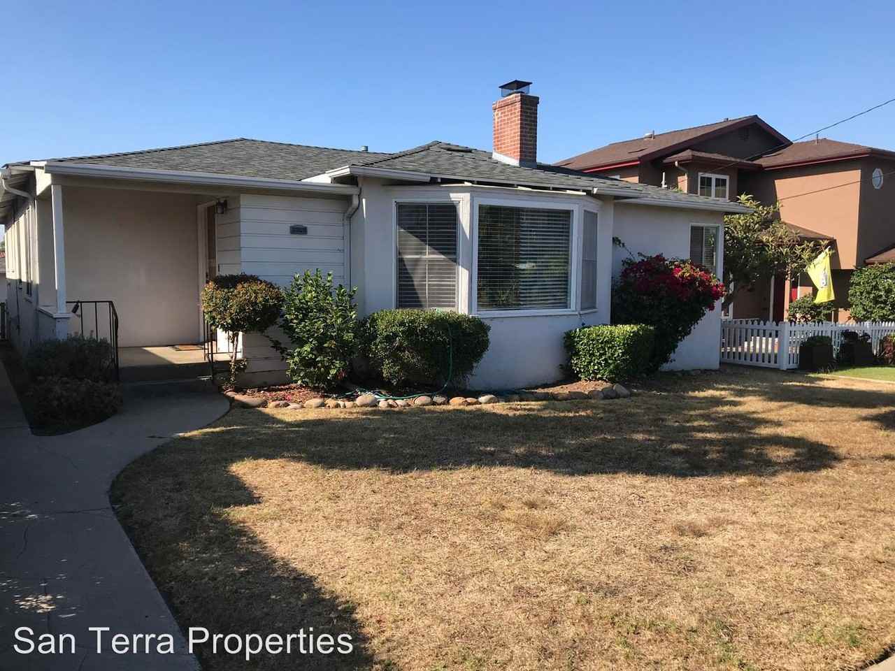 3167 Olive St. - Photo 2 of 23