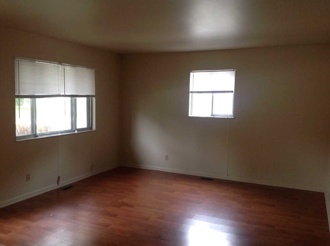 2457 Winfield Ave - Photo 2 of 11