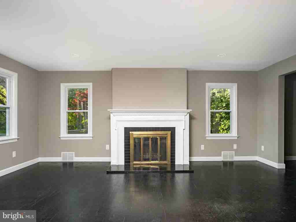 4840 Crosswicks Hamilton Sq Road - Photo 3 of 26