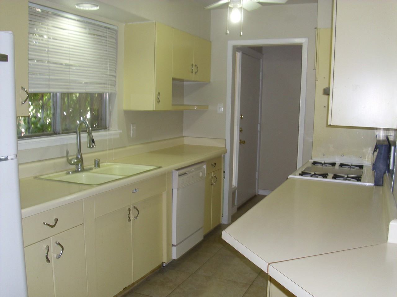 3204 Diamond Dr - Photo 2 of 12