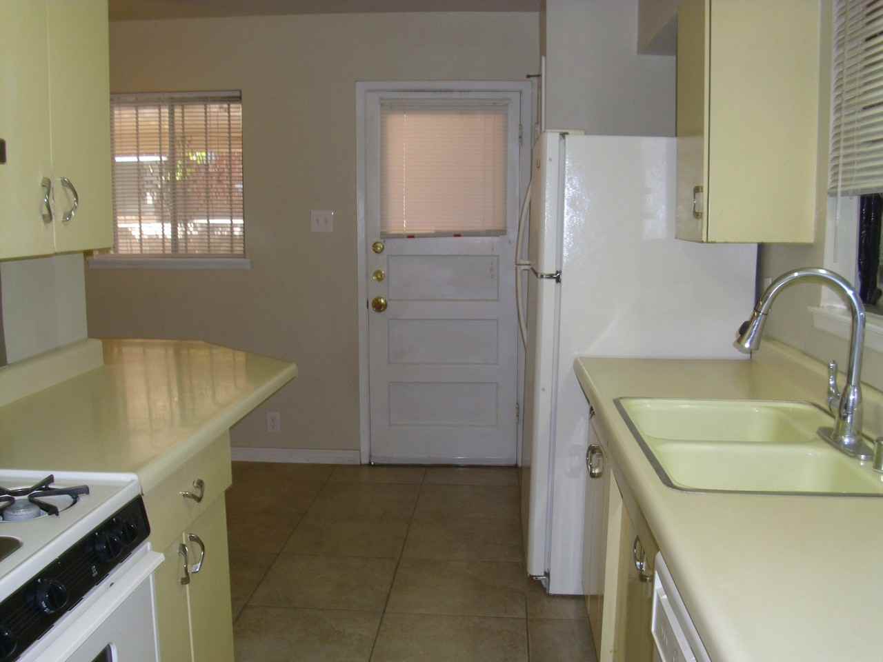 3204 Diamond Dr - Photo 3 of 12