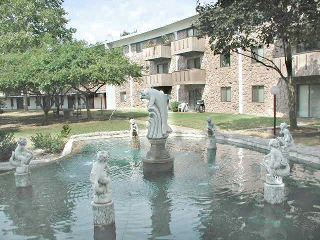 Columns IV Apartments 2149 E Sunshine St, Springfield, MO 65804 Zumper