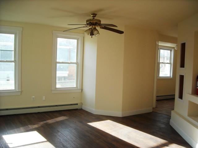 42 Miller Street - Photo 3 of 8