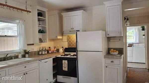 109 Alabama St - Photo 2 of 9