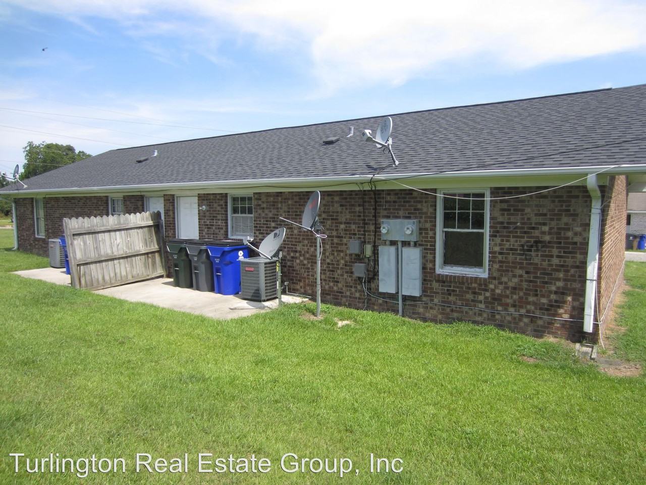 Coats Circle - Photo 2 of 7