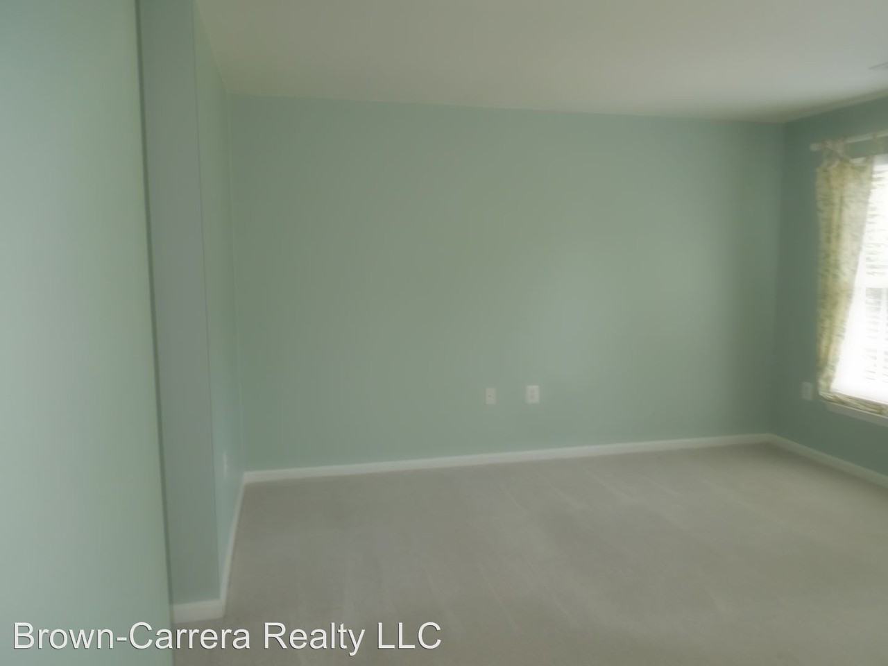 17319 Arrowood Place - Photo 3 of 7