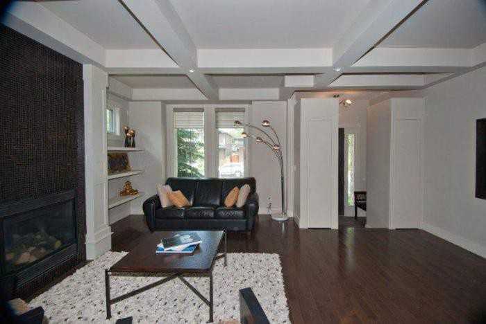 713 21 Ave Nw - Photo 3 of 25