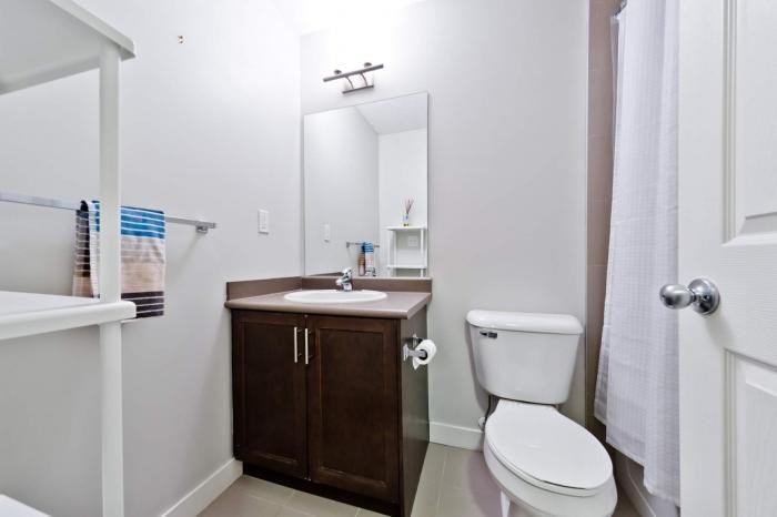 3950 46 Ave Nw - Photo 2 of 20