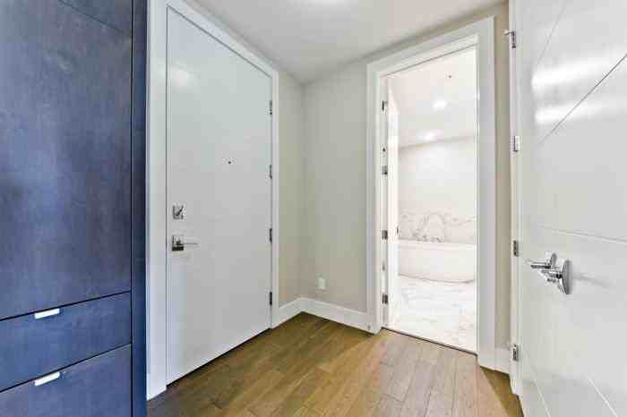 11 Burma Star Road Southwest 11 - Photo 3 of 28