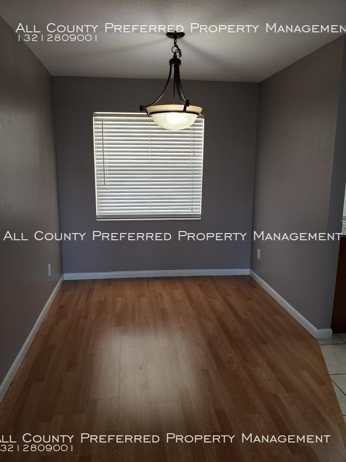 1084 Coronado Drive - Photo 3 of 9