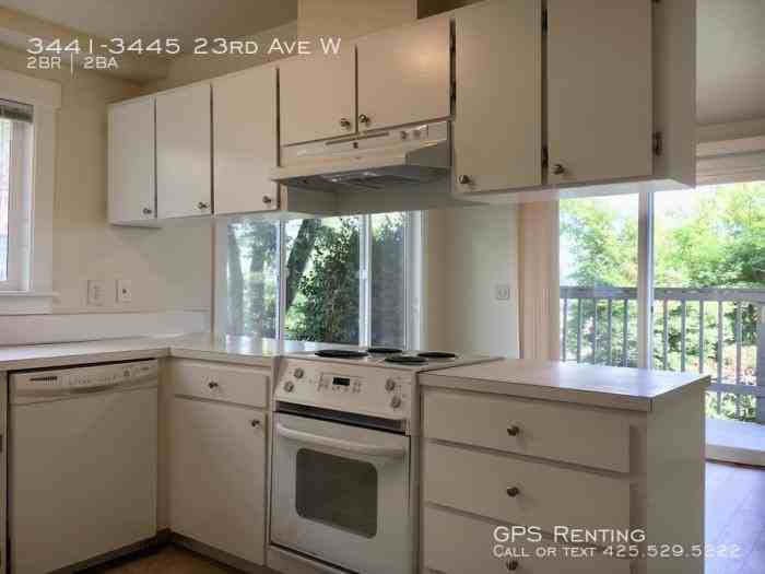 3441 23rd Ave W - Photo 3 of 15