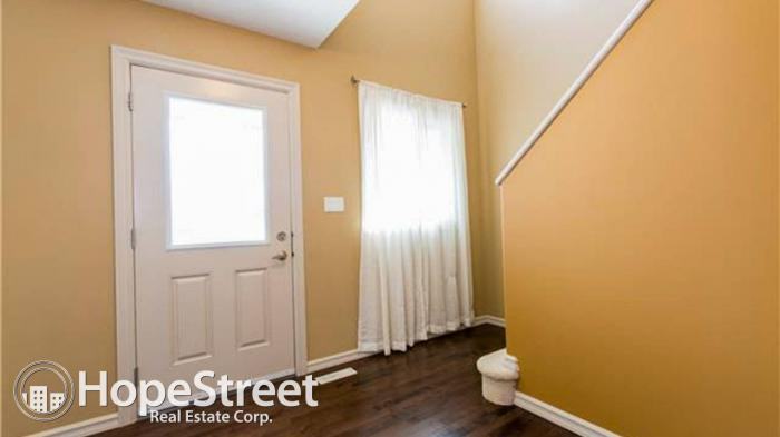 6140 17 Avenue Sw - Photo 2 of 14