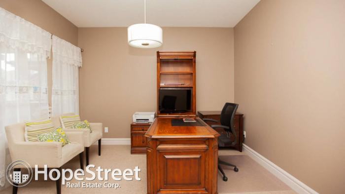 461 Ainslie Crescent Sw - Photo 2 of 16