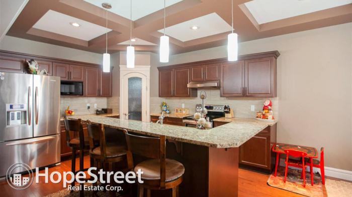 461 Ainslie Crescent Sw - Photo 3 of 16