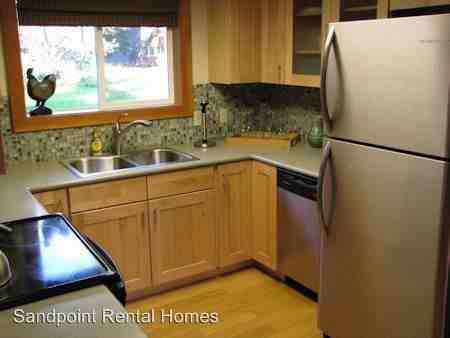 502 Schweitzer Mountain Road - Photo 3 of 18