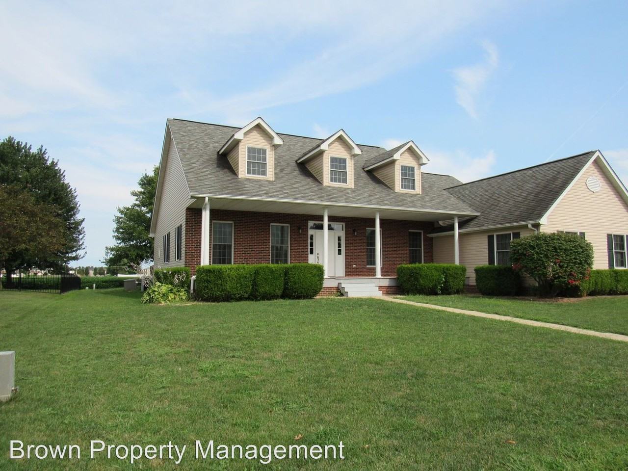1128 Fox Run - Photo 3 of 19