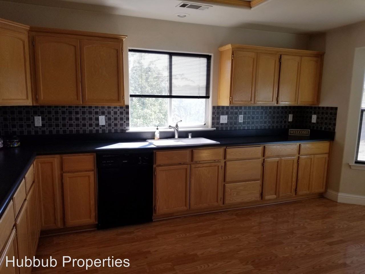 21868 Preston Place - Photo 2 of 16