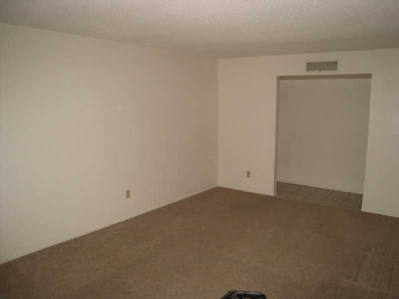 3026 W Evans Dr - Photo 2 of 14