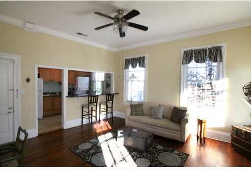 121 W Park Ave #3 - Photo 3 of 8