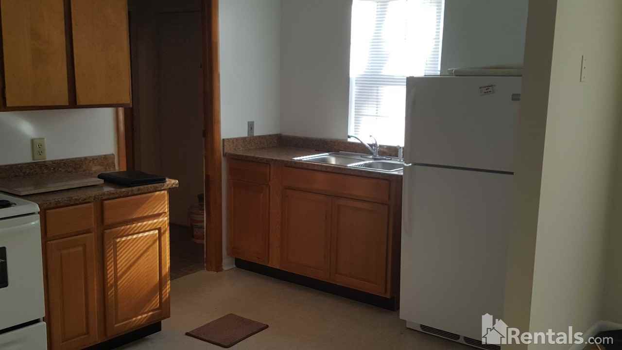 18610 Dysons Lane - Photo 2 of 10