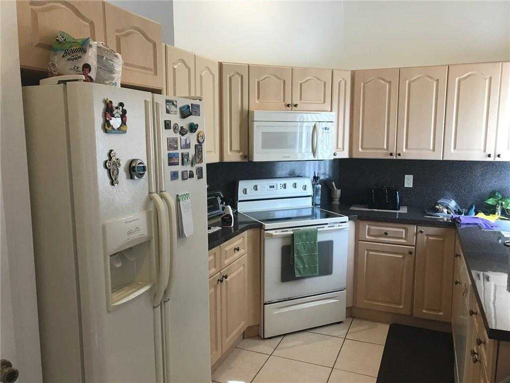 1367 Seagrape Cir - Photo 2 of 7