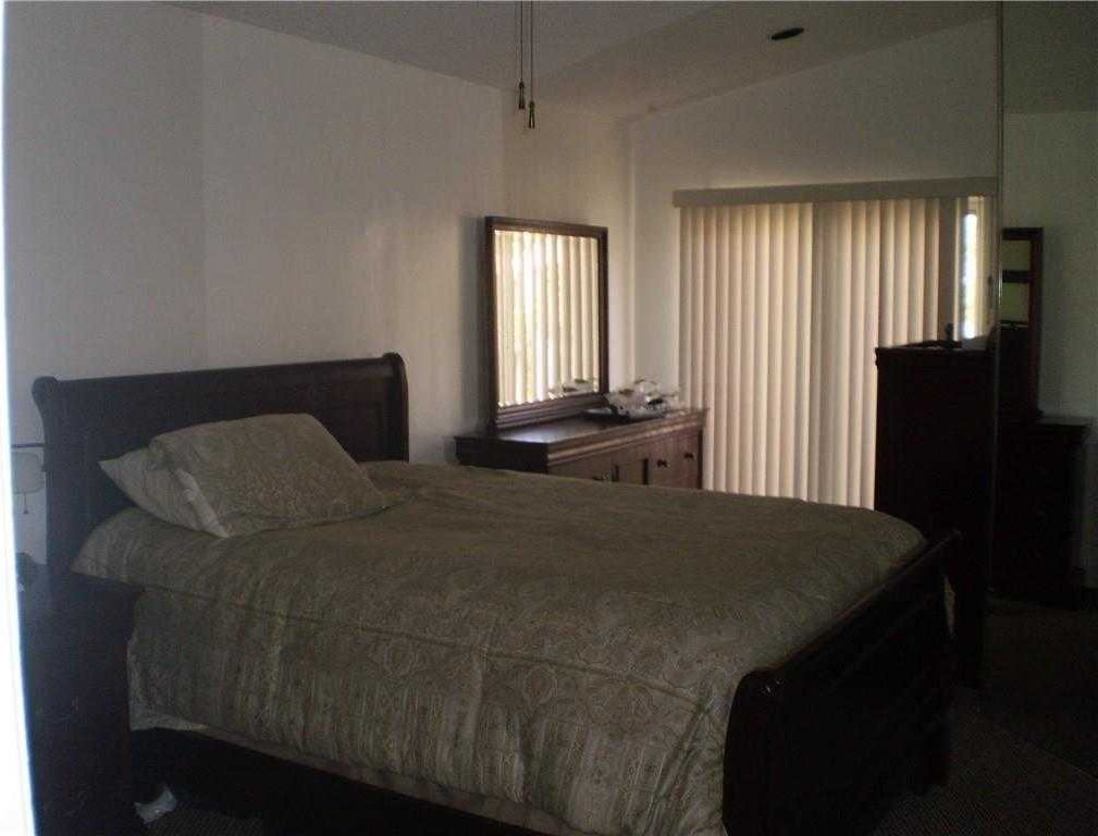 1367 Seagrape Cir - Photo 3 of 7