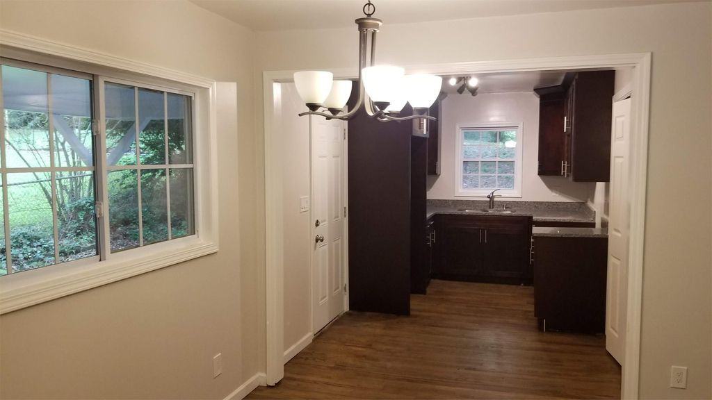 456 Fairburn Road Nw Atlanta - Photo 3 of 10