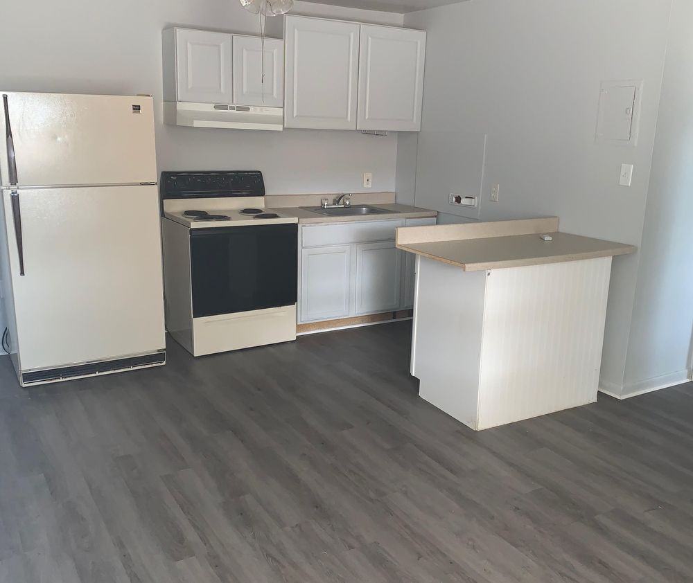 37 Labrook Dr 5 - Photo 3 of 6